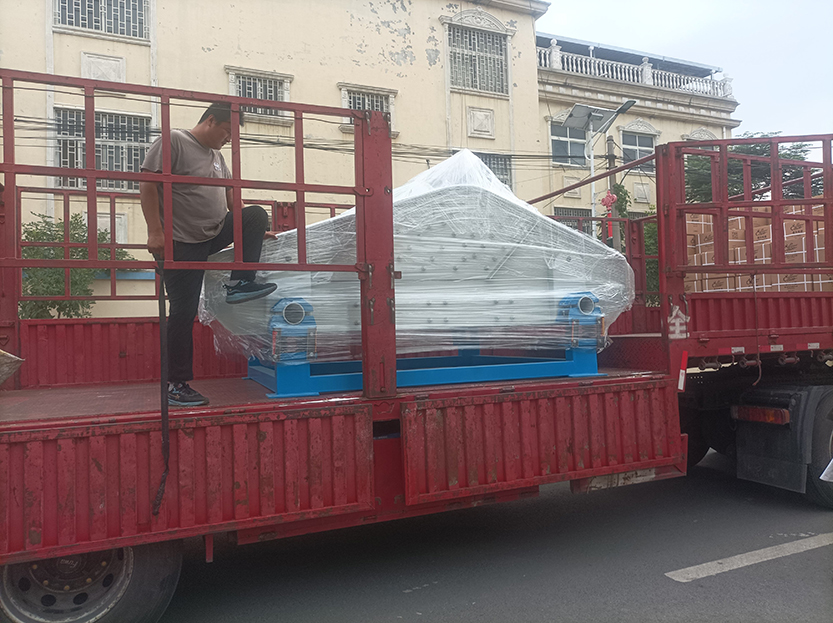 1530型脫水篩發貨