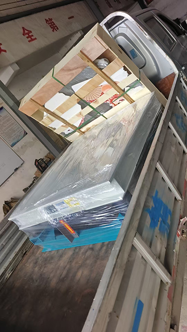 振動平臺、網架發貨