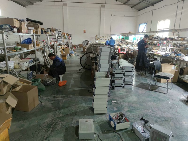 超聲波控制系統生產調試車間